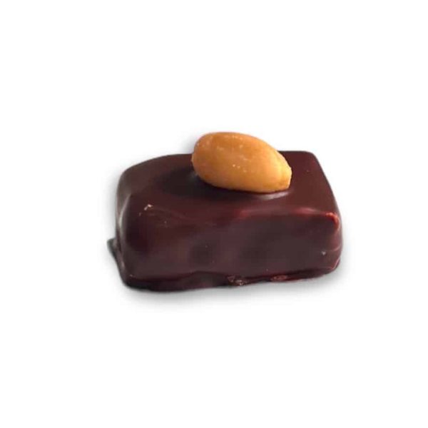 Fransk nougat med jordlotter, doppad i mörk choklad Ingredienslista