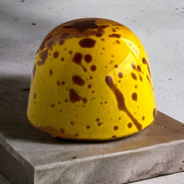 BananaPecana med smak av banan och pekannöt allt i ett skal av mjölkchoklad